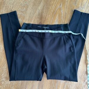Simply Vera Black Skinny Dress Pants – Size M, 27” Inseam